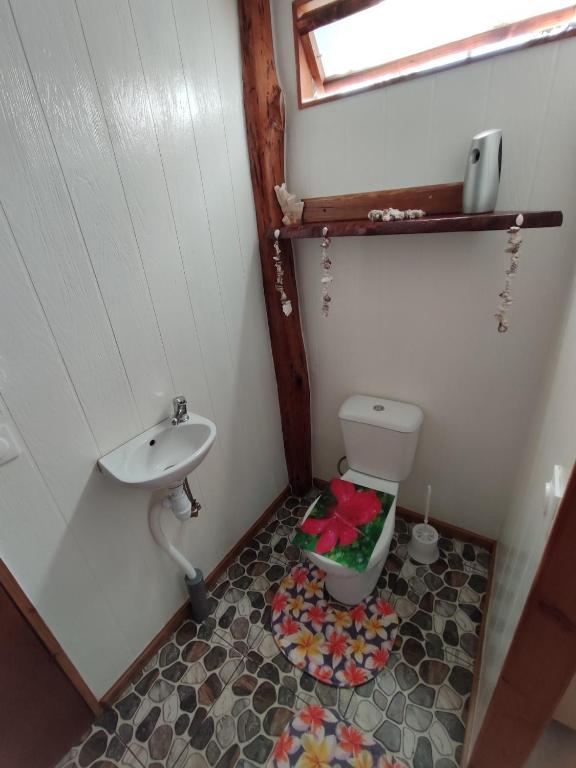 Koupelna v ubytování HAUHITI Lodge