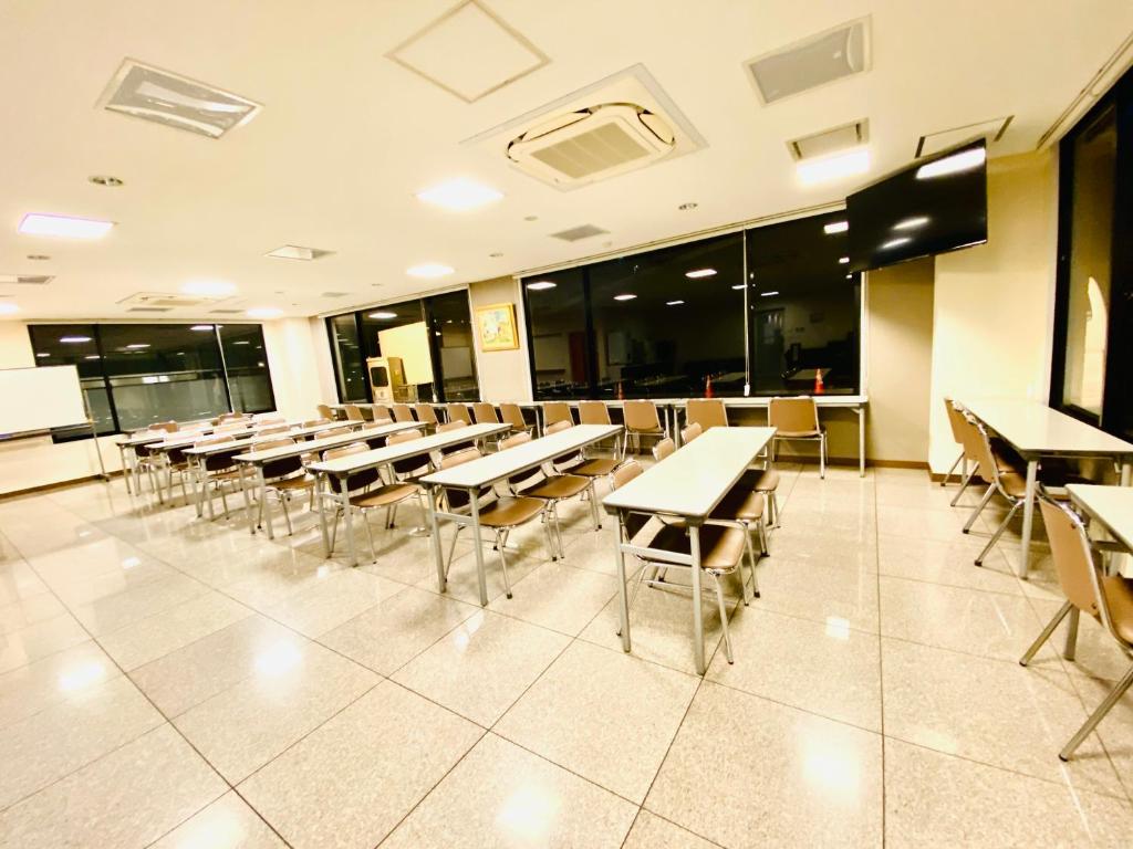 Restaurace v ubytování Center Hotel Narita1