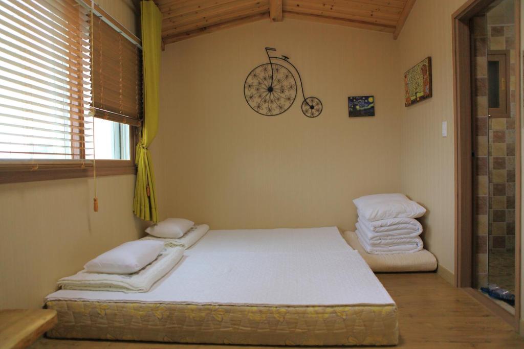 Jeju Gillime Pension - Quadruple Room