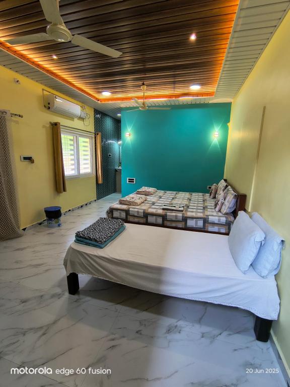 VAIBHAV HOME STAY - 