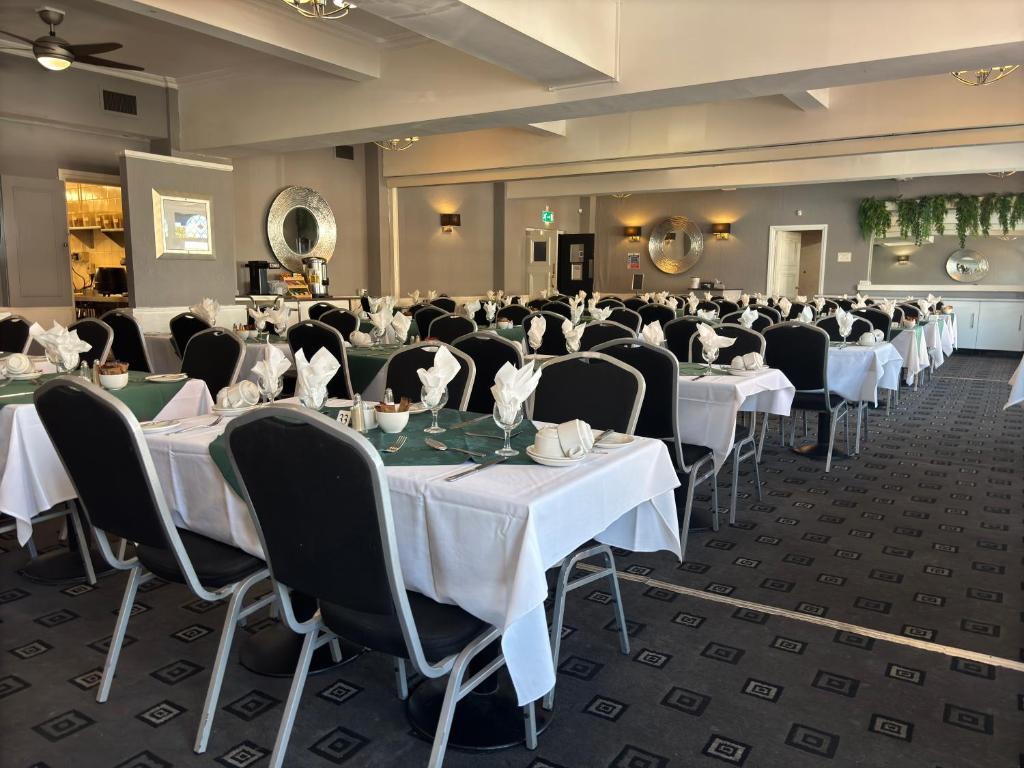 The Royal Boston Hotel by Compass Hospitality - Resim 20