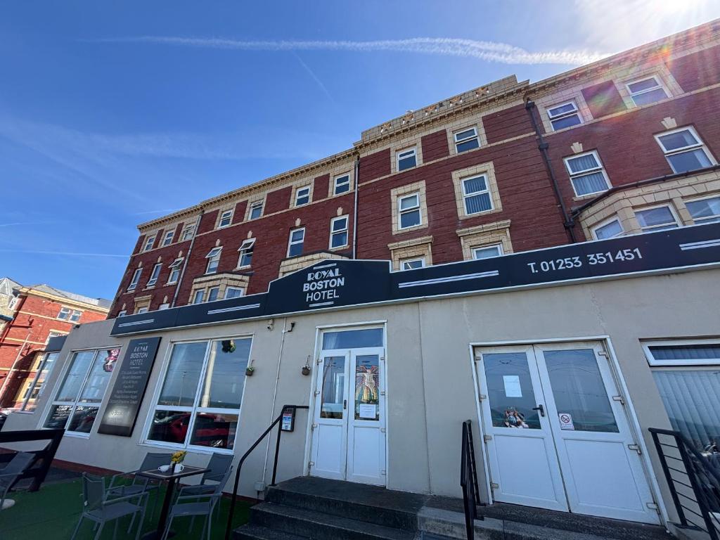 The Royal Boston Hotel by Compass Hospitality - Resim 25