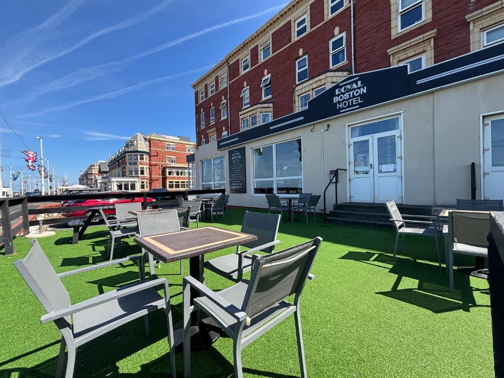 The Royal Boston Hotel by Compass Hospitality - Resim 23