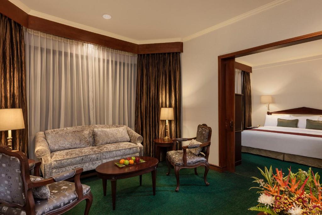 Prime Plaza Hotel Purwakarta - Suite De Esquina
