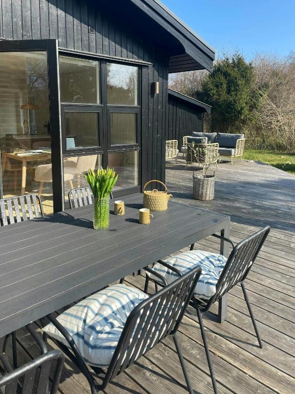 Summer House A Few Minutes Walk From Sejrø Bay, Yderby (updated prices ...