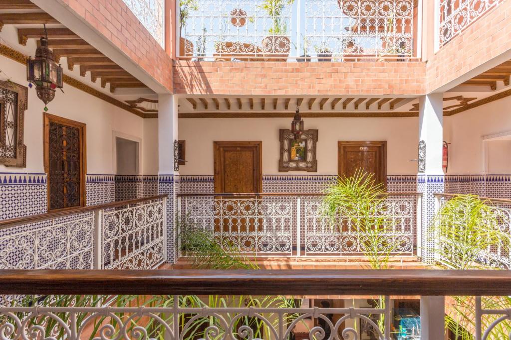 Un balcón o terraza de Hotel Atlas
