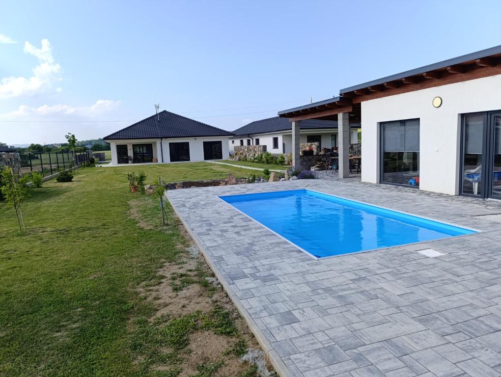 Bassein majutusasutuses Apartmán na Slovácku või selle lähedal