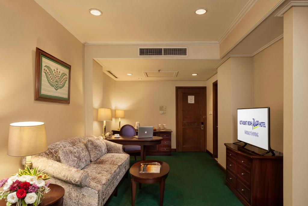 Prime Plaza Hotel Purwakarta - Suite De Negocios
