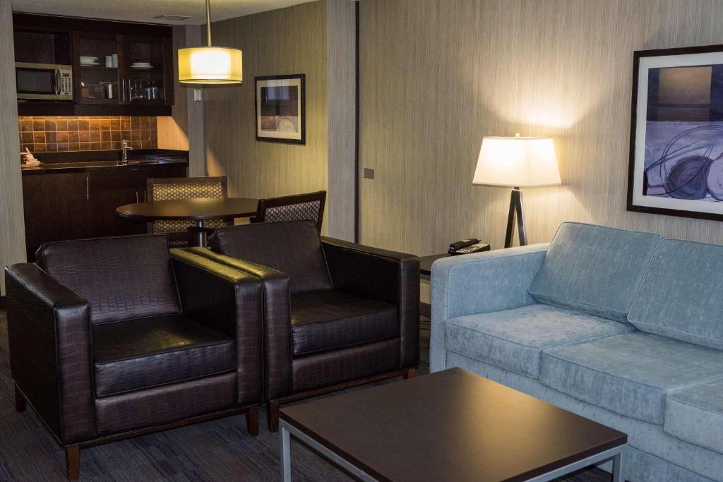 Posezení v ubytování Radisson Hotel Winnipeg Downtown