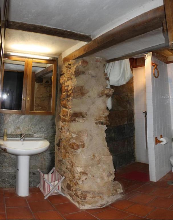 A bathroom at Casa Rural Hidalgo