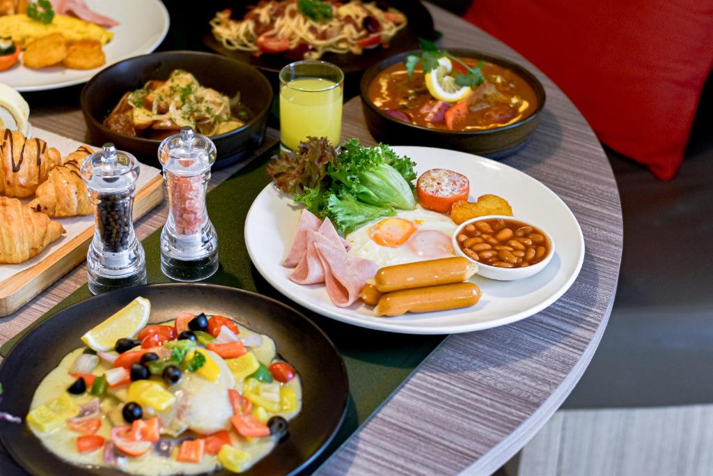 Hilton Garden Inn Bangkok Silom - Resim 39