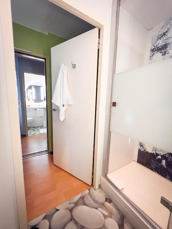 Ibis Budget Lille Gares Vieux-Lille - Resim 42