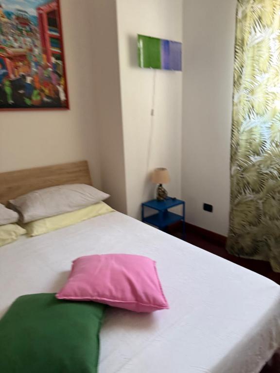 Ένα ή περισσότερα κρεβάτια σε δωμάτιο στο BibiHouse