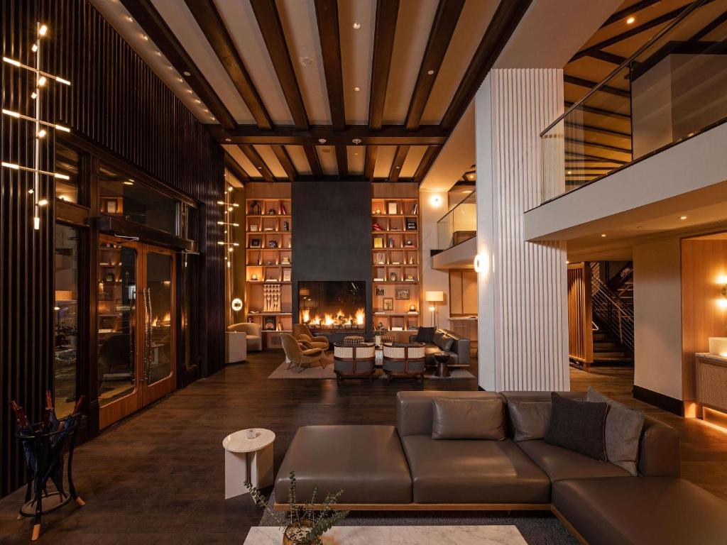 Posezení v ubytování Ändra Hotel Seattle - MGallery Collection