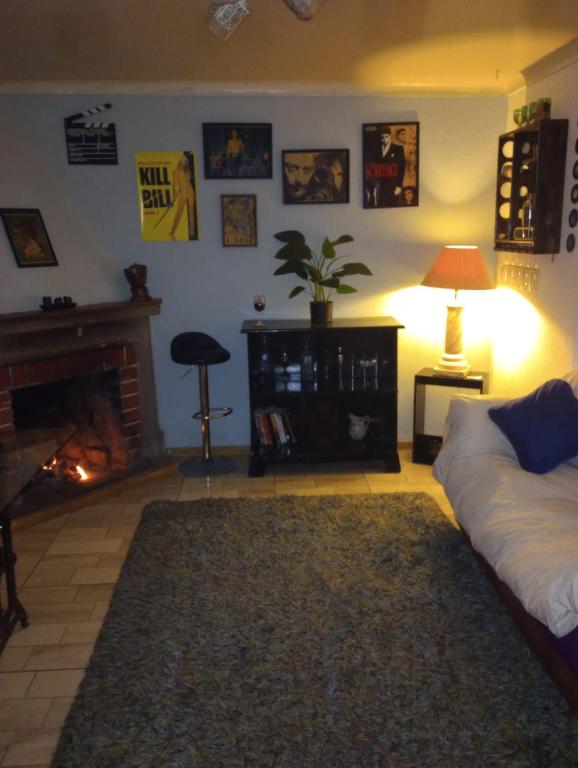 Postel nebo postele na pokoji v ubytování Good Vibes Guest House
