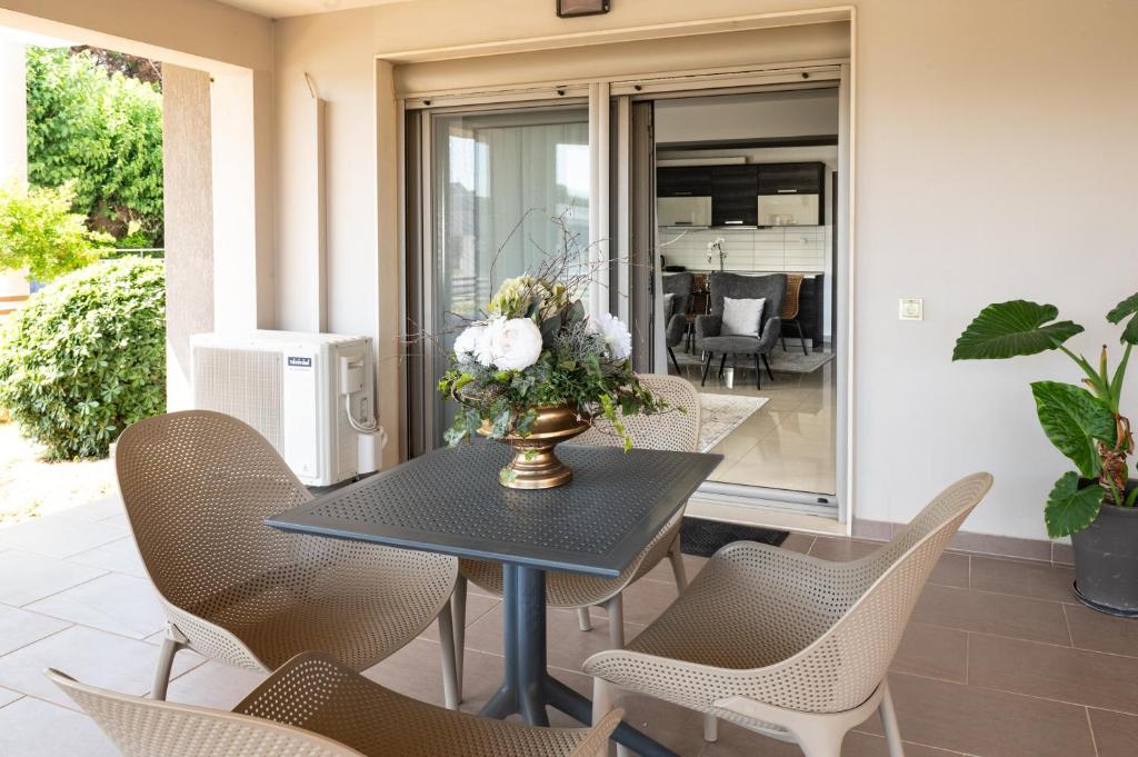 Alexandra Boutique Residence VILLAS - Resim 19