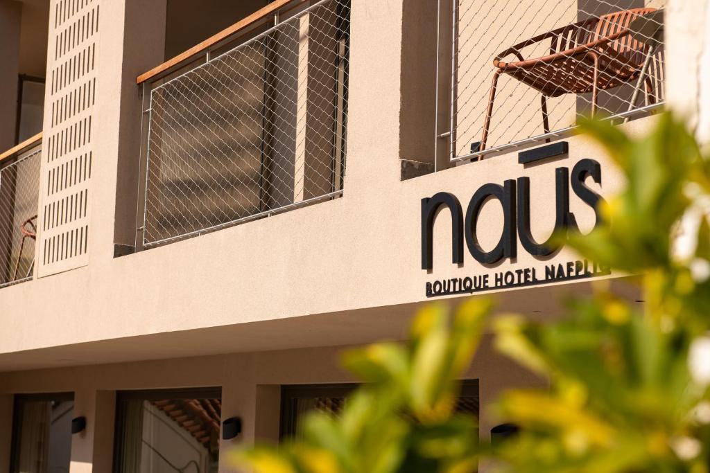 Certifikát, hodnocení, plakát nebo jiný dokument vystavený v ubytování Naus Hotel