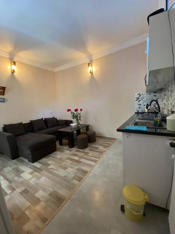 Kuchyň nebo kuchyňský kout v ubytování Guest House Deme