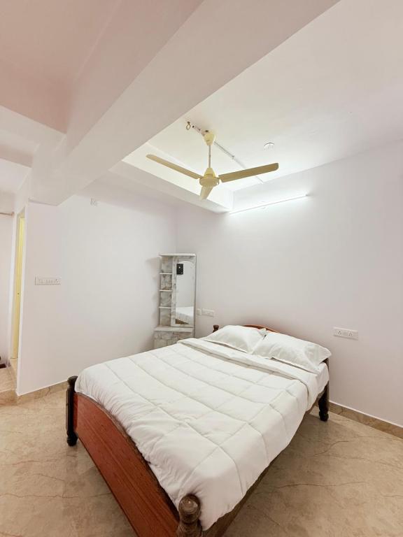 Fotografie z fotogalerie ubytování Hotel YPR DELUXE v destinaci Jāmb