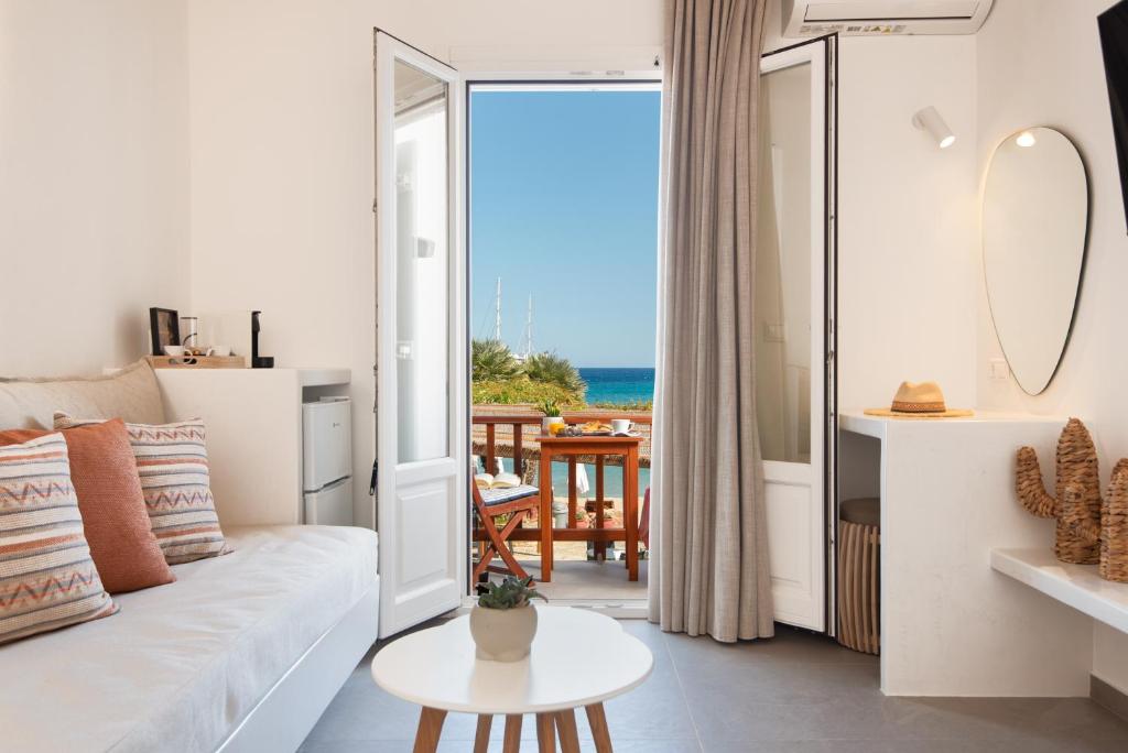 Postel nebo postele na pokoji v ubytování Hotel Efrosini