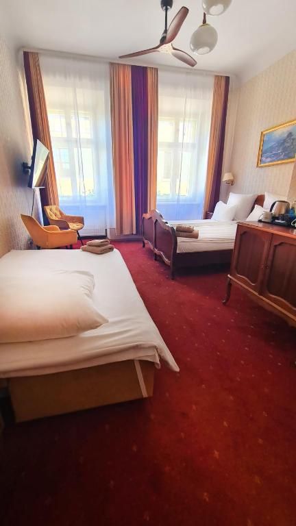 Pollera - Basic Triple Room