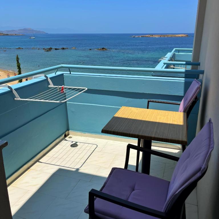 Christina Beach Hotel - 15