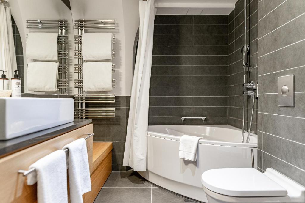 Great Polonia The Granary La Suite Hotel - Resim 15