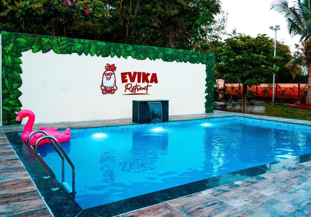 Kolam renang di atau dekat dengan Evika Retreat