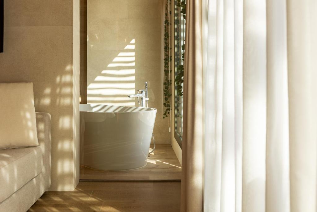 XULOS Rooms & Suites - 19