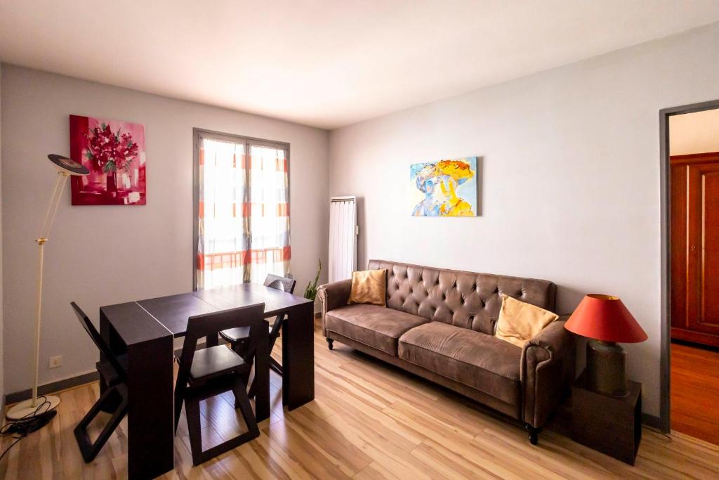 Photo de la galerie de l'établissement Fontainebleau Centre Ville - Chez Eloise, à Fontainebleau