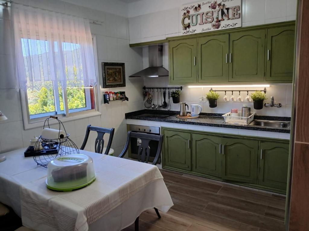 Kuchyň nebo kuchyňský kout v ubytování CASA DIEGO