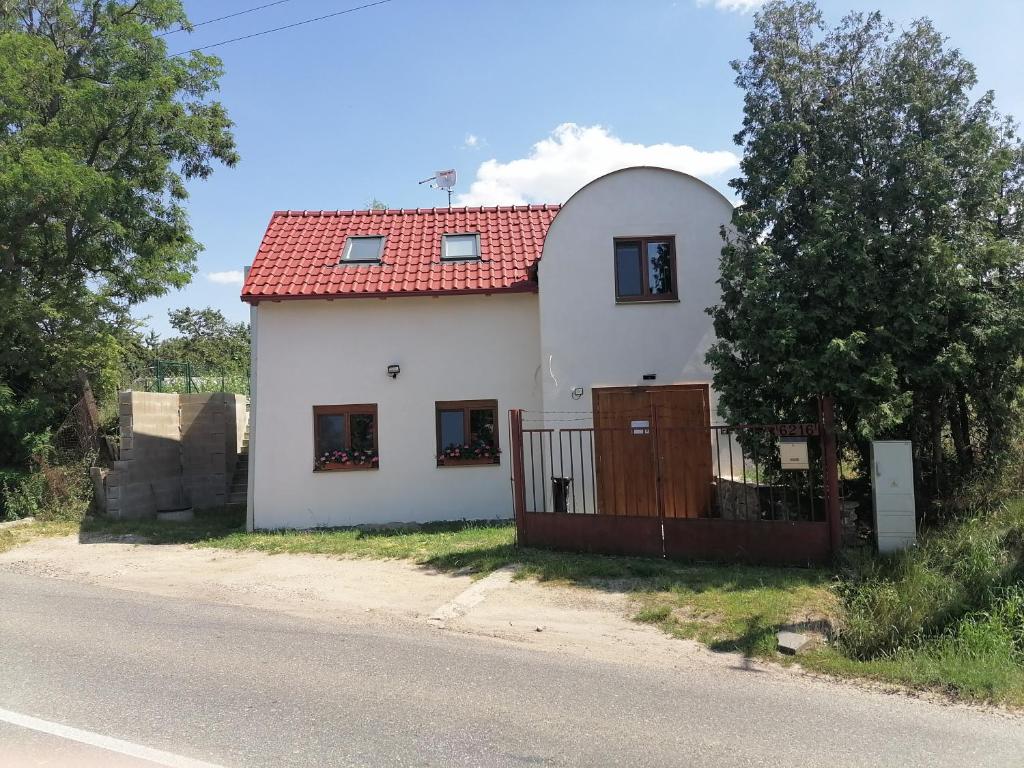 Budova, kde se ubytování v soukromí nachází
