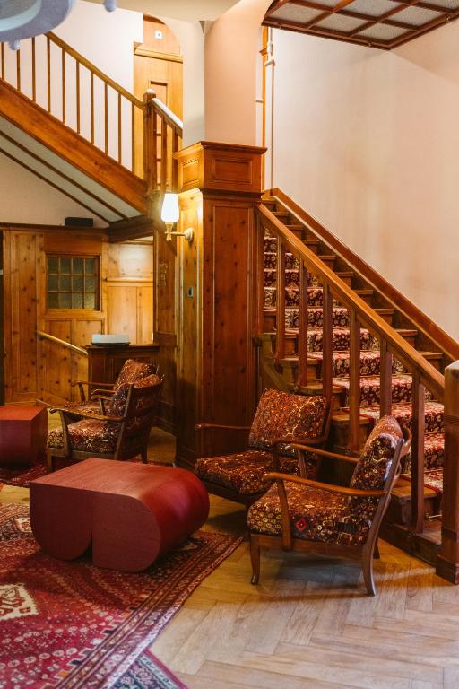 Posezení v ubytování Hotel Engadinerhof Pontresina