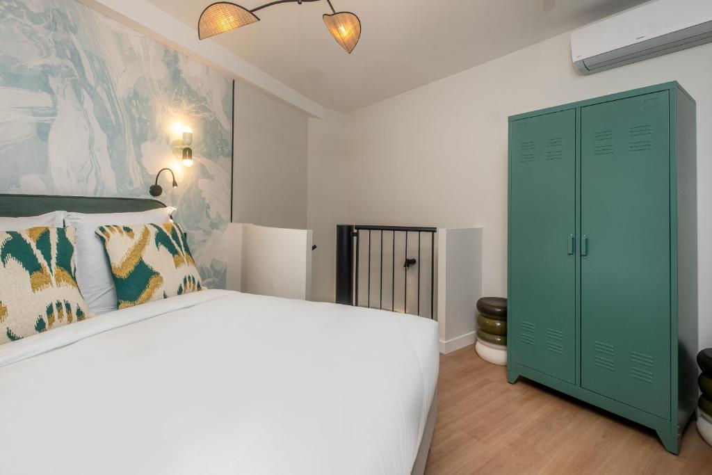 Montmartre Paris Suite - Resim 20