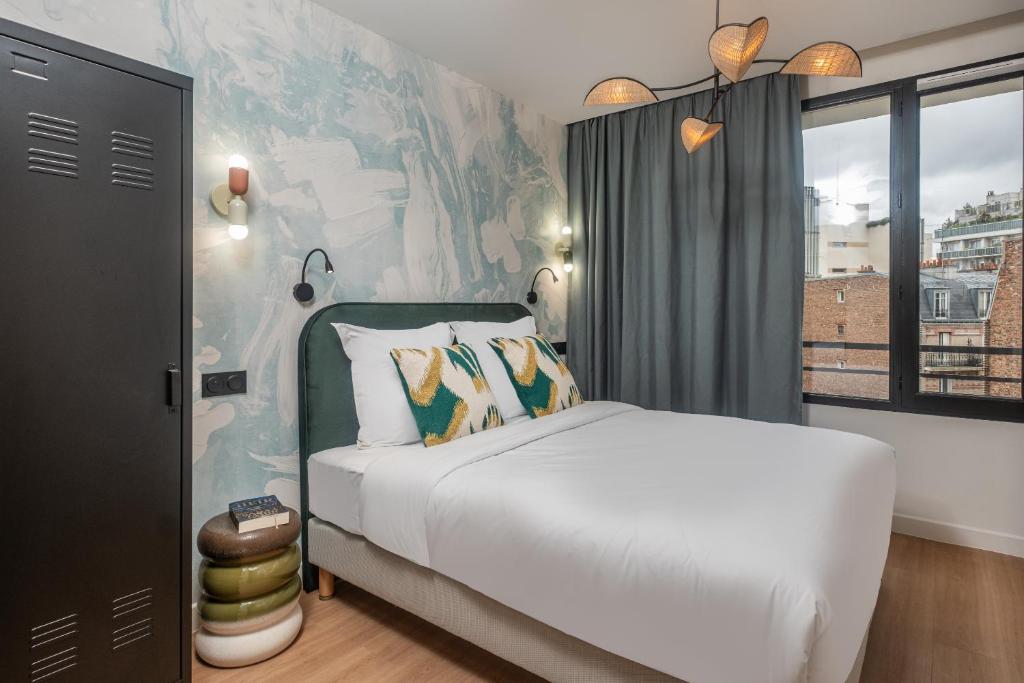 Montmartre Paris Suite - Resim 9