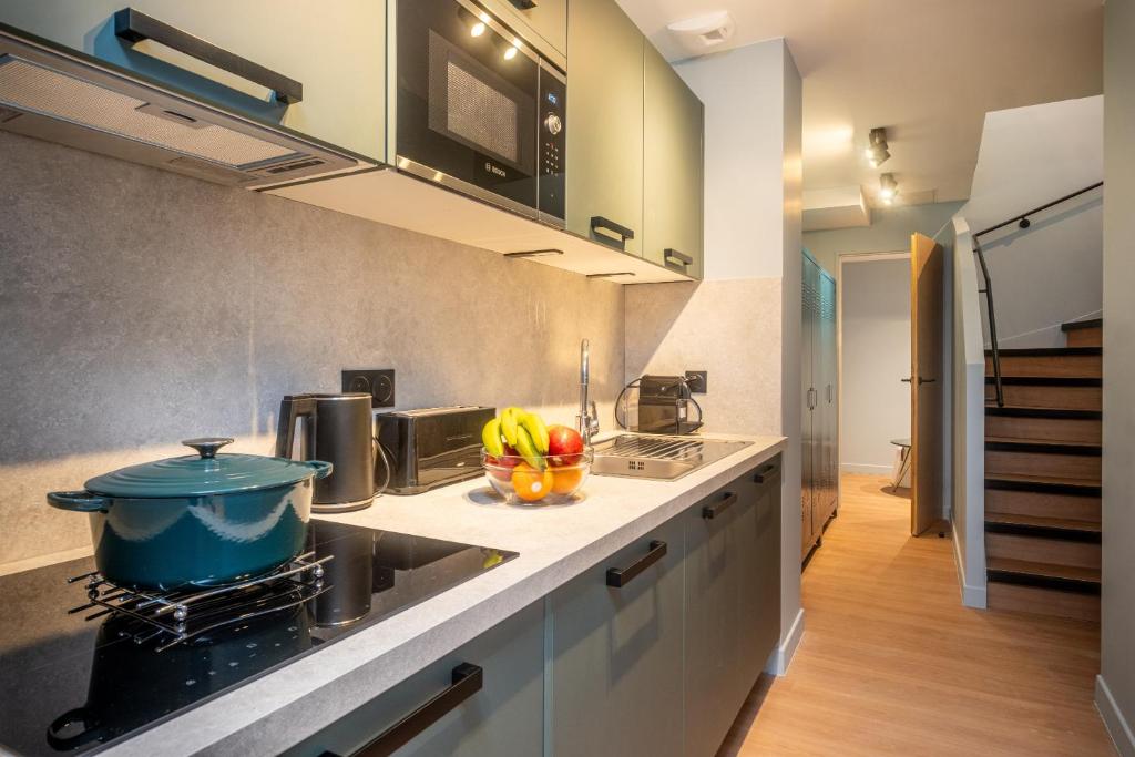 Montmartre Paris Suite - Resim 17