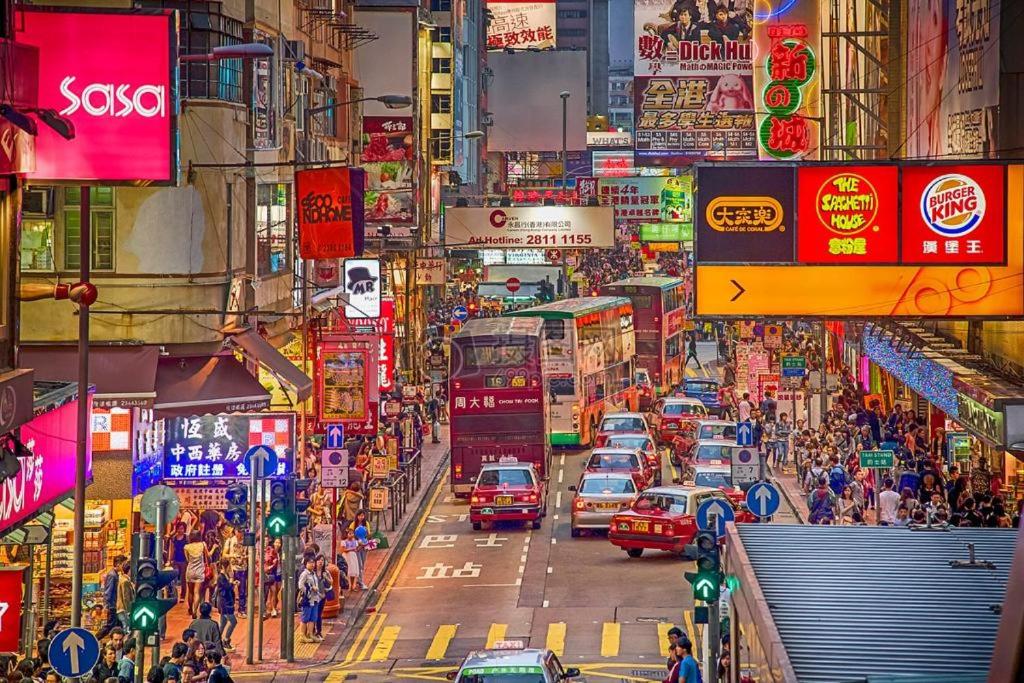 Nespecifikovaný výhled na destinaci Hongkong nebo výhled na město při pohledu z penzionu