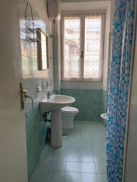 Three bedroom apartment with a view in Monti