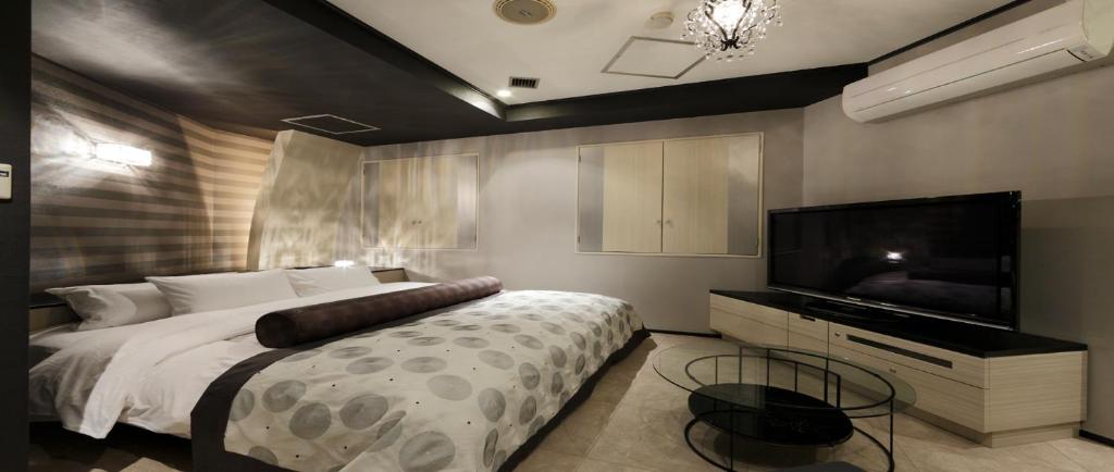 Hotel VARKIN - Queen Room