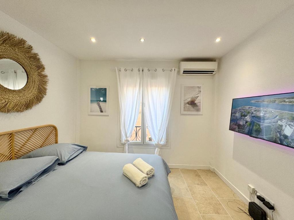 Photo de la galerie de l'établissement Le Cocon Méditerranéen refait à neuf, climatisé, à 300m des plages, à Antibes