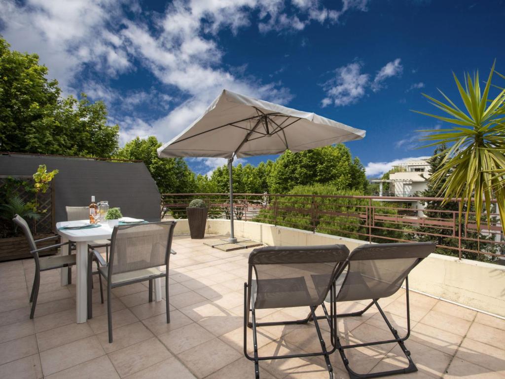 Studio Le St Cloud by Interhome