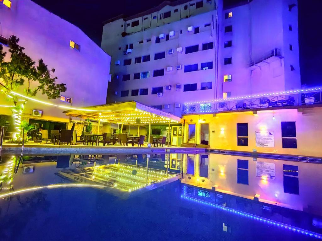Bazen v nastanitvi oz. blizu nastanitve Ivy Hotel Awolowo