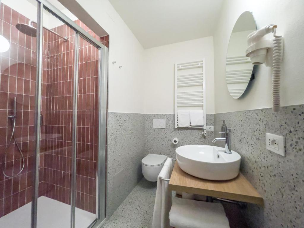 Koupelna v ubytování Hotel Astoria