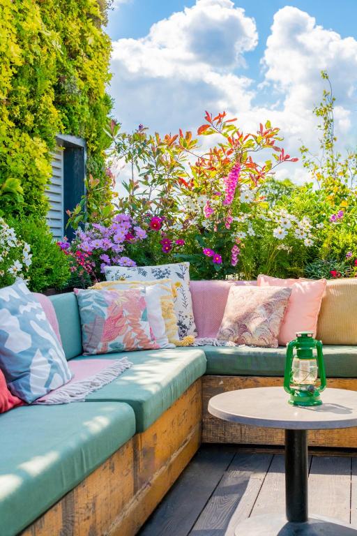 Treehouse Hotel London - Resim 19