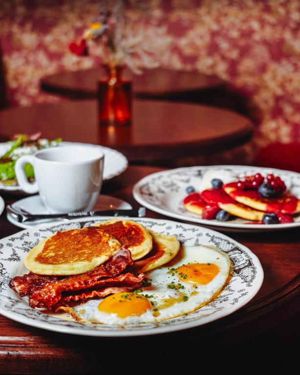 Madame C - Hôtel très particulier - Resim 4