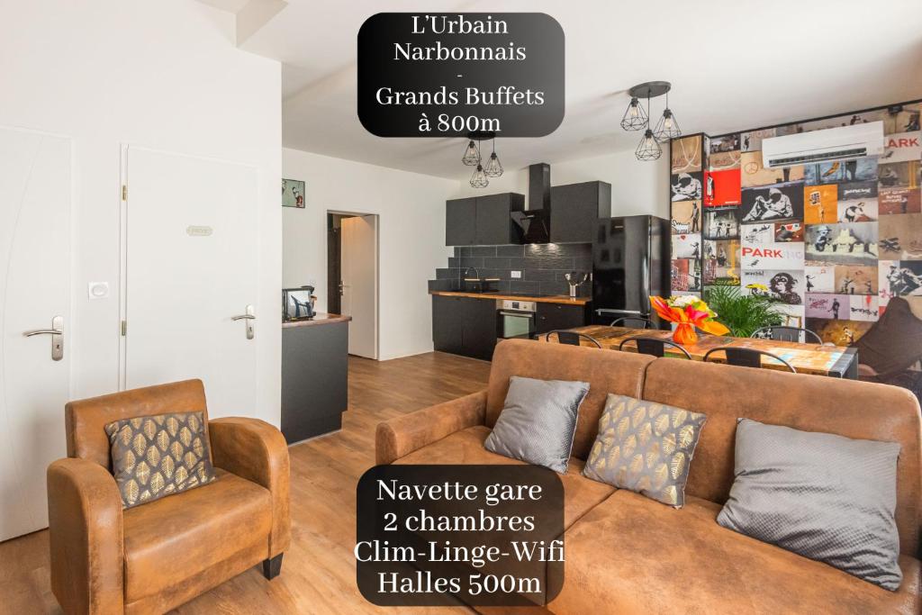 a living room with a couch and two chairs at L'urbain Narbonnais in Narbonne