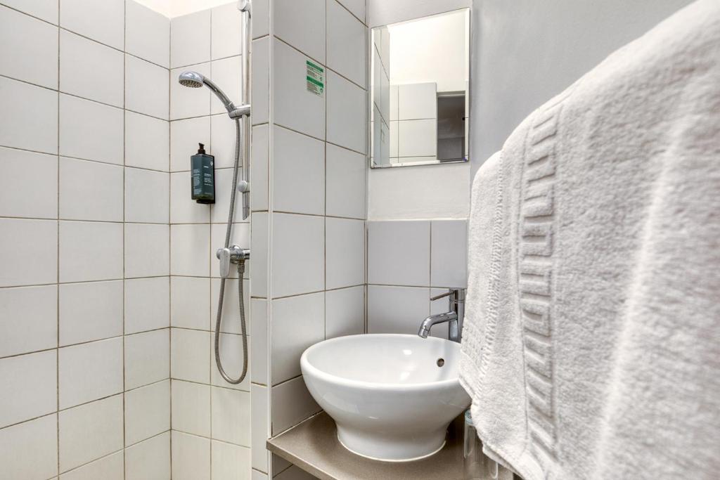 Hôtel Mistral Comédie Saint Roch - Resim 20