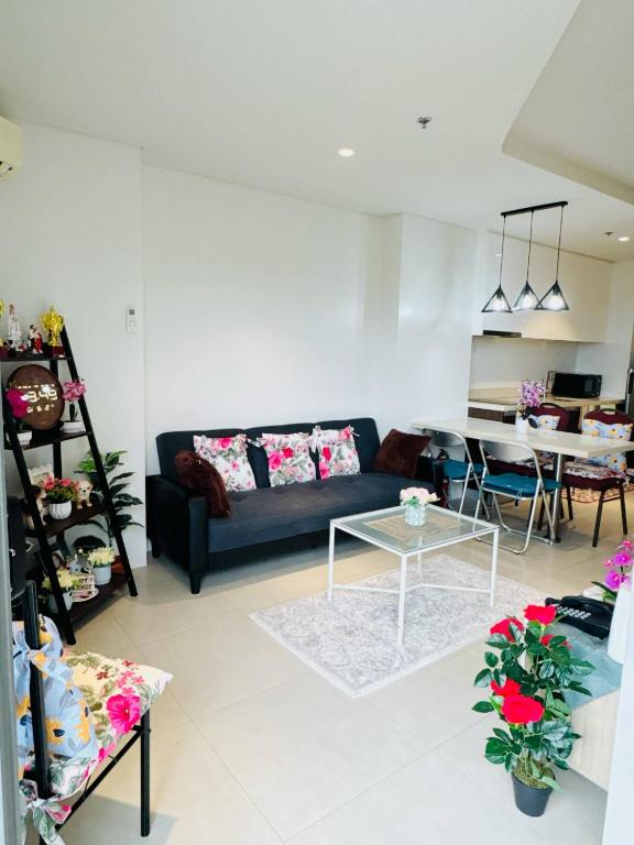 Istumisnurk majutusasutuses Tambuli Seaside Living Residences 1 Bedroom Condominium Unit Tower D Unit 3M