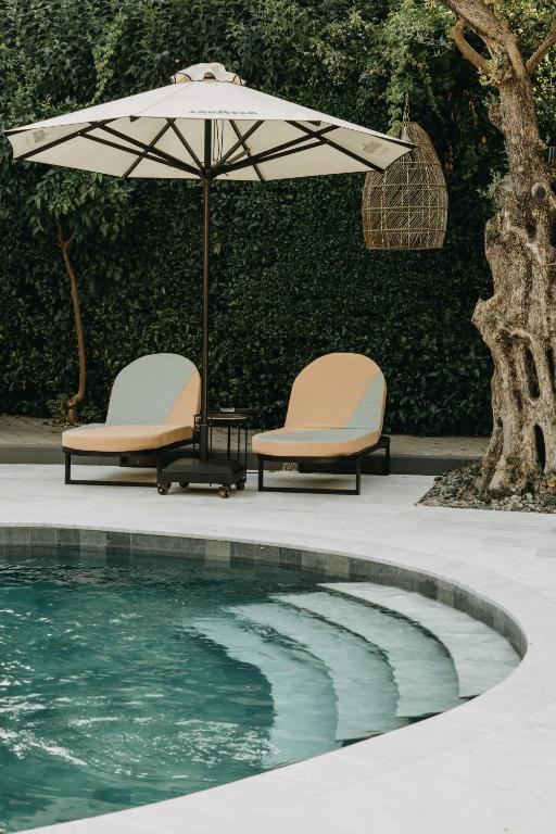 Πισίνα στο ή κοντά στο The Bold Type Hotel, a Member of Design Hotels