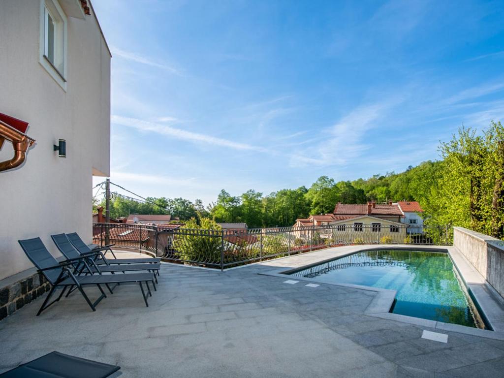 Πισίνα στο ή κοντά στο Apartment Mihaela-1 by Interhome